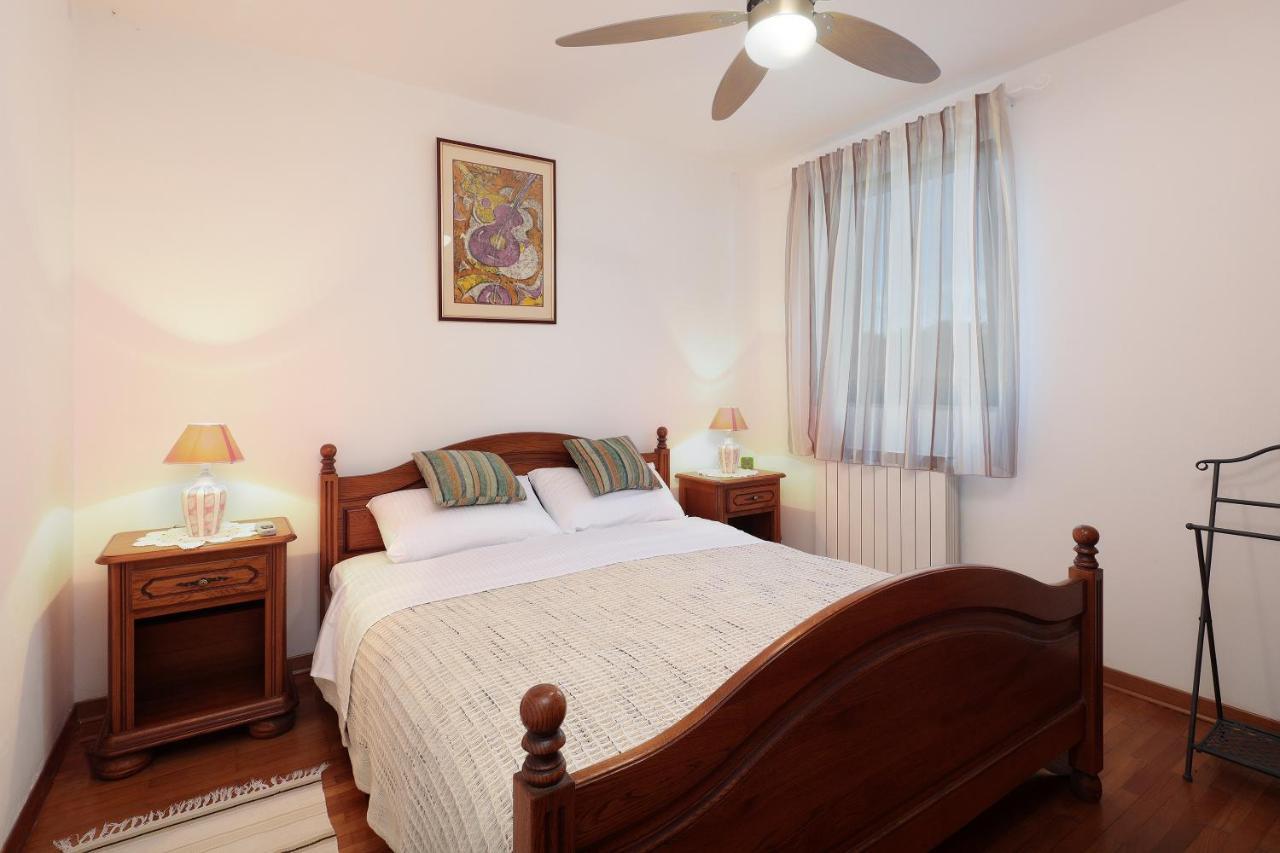 Apartman Villa Marina Rakalj エクステリア 写真